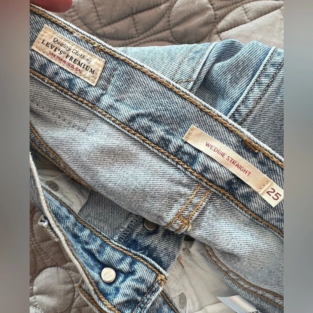 LEVI'S WEDGIE STRAIGHT FIT WOMEN'S JEANS